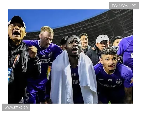 罗马诺曝津琴科体检过关今日官宣